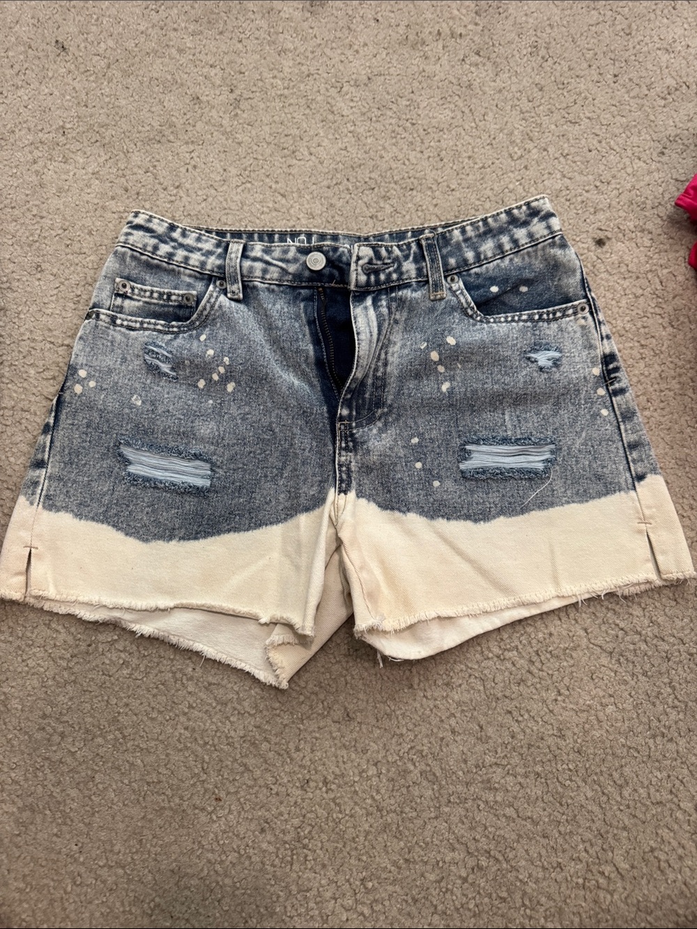 Dip-Dye Distressed Denim Shorts in Blue and Cream size 5